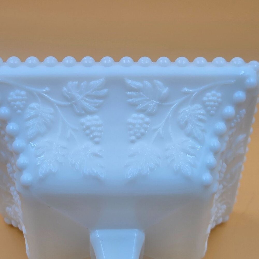 Westmoreland Paneled Grape Milk Glass Square Puff Box Vanity Dish - Picture 4 of 6